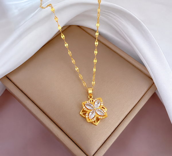 Elara Necklace