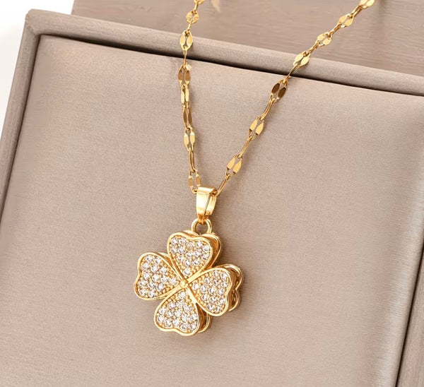 Clover Necklace